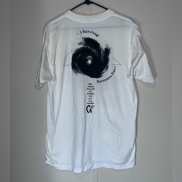 White vintage Bob and Maddison radio shirt (G105) . Men’s large - Picture 2 of 3